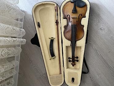 gitara sim: Skripka 4/4 ölçüdədir ideal vəziyyətdədir yenidən seçilmir.Səliqəli — 2