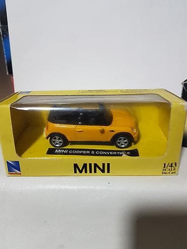 mini mercedes: Kolleksiya üçün 1:43 miqyaslı die-cast model avtomobillər. Şəkillərdə — 6