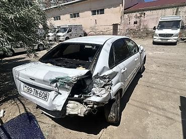 teker type 0: Chevrolet Lacetti, ağ rəng, sedan kuzov. Texniki xüsusiyyətlər: - — 5