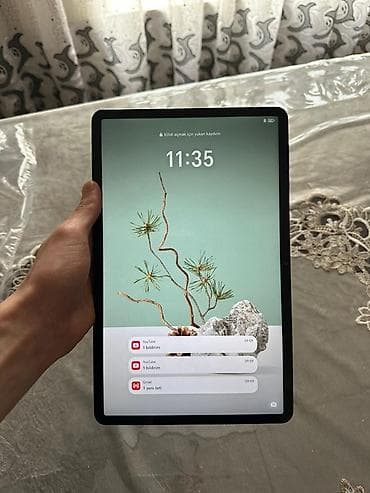 tabletler ucuz: Təcili satilir Karopka kutusu adabdiri her şryi var. HONOR planşet - — 4