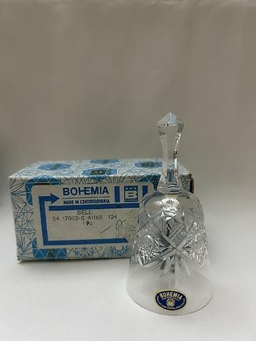 Tekstil: Bohemia kəsimli kristal zəng - Brend: Bohemia - Mənşə: Çexoslovakiya — 1