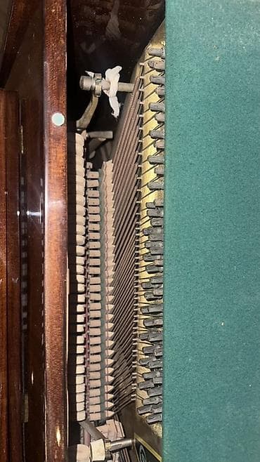 Musiqi alətləri: Piano, Akustik — 5