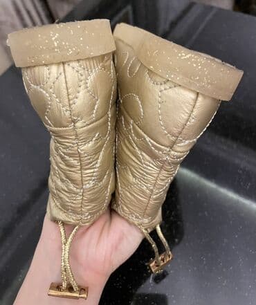 Bodi: Çəkmələr, Qız üçün, 26 — 10