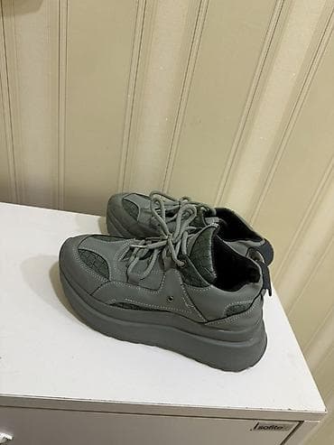 krosovka: Ölçü: 37, rəng - Yaşıl, İşlənmiş — 3