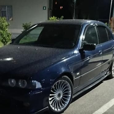 ucuz avtomobil: BMW 5 Series E39 sedan – tünd mavi rəng, qara salon. Texniki və — 6