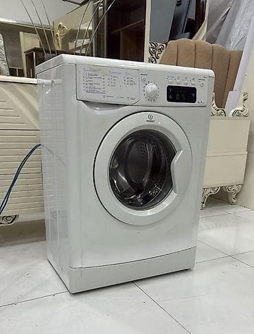 pes 3 fiyat: &Sara İndesit 6 kg paltaryuyan 250 manat .Catdirilma yaxin — 1