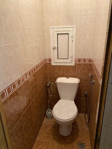 bine sovxoz: Yeni gunesli,d massiv,bina 13. Yeddinci mertebede kiraye ev verilir — 11