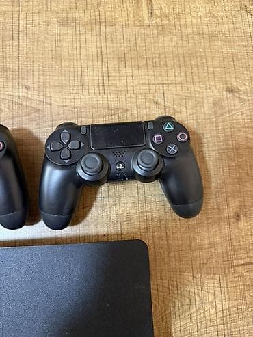 redmi pad 7: PlayStation 4 Slim oyun konsolu + 2 ədəd DualShock 4 pultu — 5