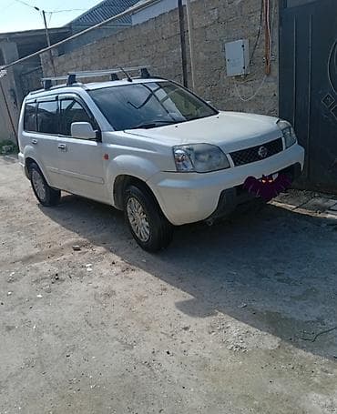 lexus ct 200: Nissan X-Trail: 2 l | 2001 il — 2