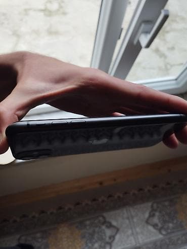 ps2 oyun diskleri: IPhone 11, 64 GB, Qara, Face ID — 3