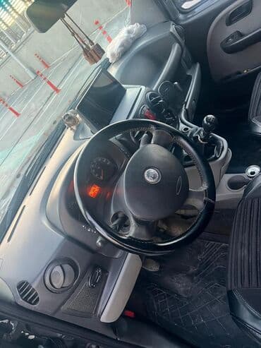 Subaru: Mini : 1.4 л | 2006 г. 285000 км Минивэн — 5