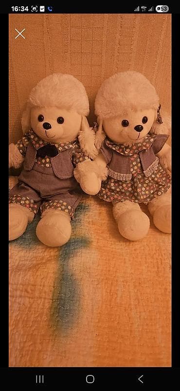 İki ədəd yumşaq oyuncaq kirpi dəsti. Oyuncaqlar açıq krem rəngdədir lalafo.az -da İki ədəd yumşaq oyuncaq kirpi dəsti. Oyuncaqlar açıq krem rəngdədir