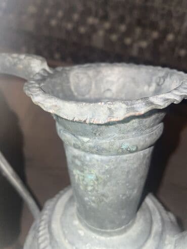 Ножи: Metall sürahi (ibrik) – əl işidir - Material: döymə metal (ehtimalən — 1