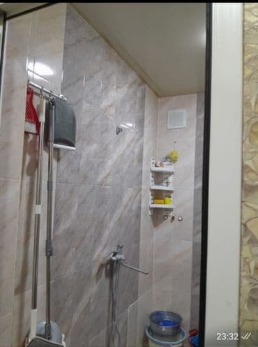 xacmazda satılan evlər: Ceyranbatan həyət evi satilir.3otaq sənədli ve təmirli — 19