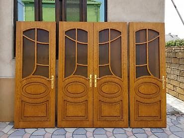 3 Eded temiz taxta ev qapısı. 1 Eded qoşa qapı. Hamısı bir yerde
