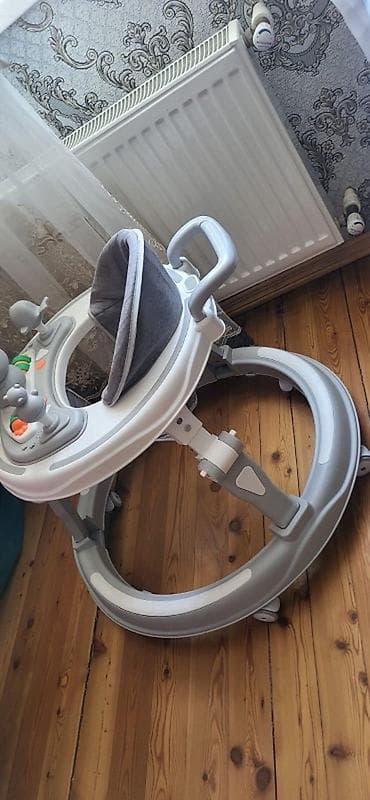 uşaq gəzdirən: Uşaq gəzdirəni – Babywalker - Rəng: boz-ağ tonlarda - Dairəvi, sabit — 4