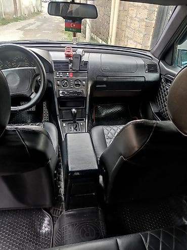 opel astra bufer: Mercedes-Benz C 200 (W202) sedan Xarici: - Tünd yaşıl gövdə rəngi - — 9