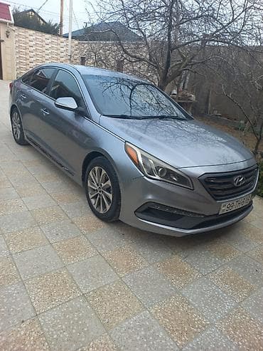 Hyundai Sonata: 2.4 l | 2015 il Sedan
