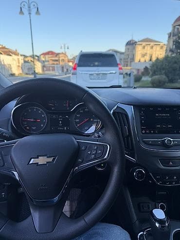 chevrolet cruze 2018: Chevrolet Cruze: 1.4 l | 2018 il 90000 km Sedan — 9