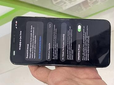 philips xenium 9@9h: IPhone 11 Pro Max — 6