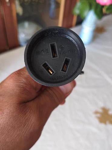 elekt: Məhsul: Universal elektrik adapter kabeli - Tip: Schuko (Type F — 4