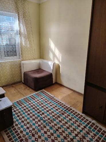 kesle kiraye ev: Kirayə üçün kiçik mənzil/otaqlar Plan: - 2 ayrıca otaq: biri yataq — 6