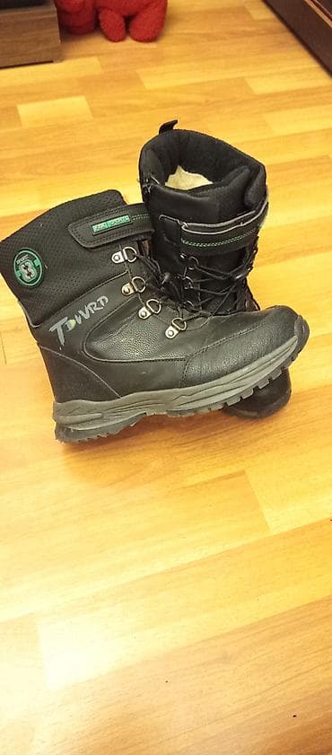 37 razmeri oğlan uşağı üçün batinka. Çox baha alınıb,ideal — 1