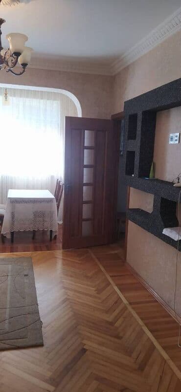 xutor kiraye: Nəsimi rayonu,4 mkr dairəsi yaxınlığında,5 mərtəbənin,2-ci — 2