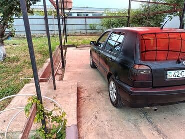 реставрация салона авто: Avtomobilin iç görünüşü. Avtomobilin salonunda qırmızı və qara — 10