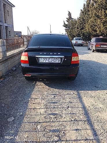 VAZ (LADA) Priora: 1.6 l | 2013 il 350000 km Hetçbek