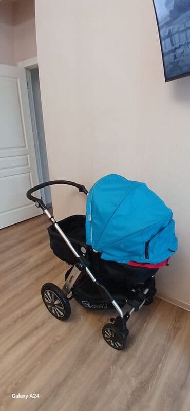 Klassik gəzinti arabası