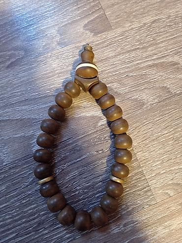 gumus tesbeh: İbonit tesbeh qedimidi — 3