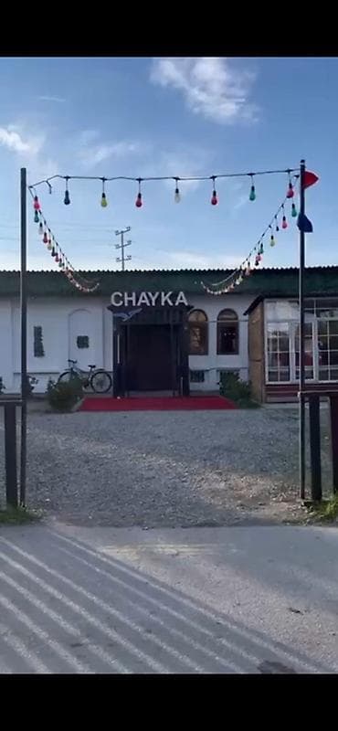 CHAYKA – açıq hava restoran və məkan - Rahat həyət konsepti: girişdə lalafo.az -da CHAYKA – açıq hava restoran və məkan - Rahat həyət konsepti: girişdə
