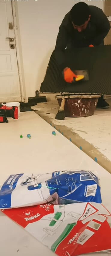 Toyota: Xidmət: Kafel/metlax döşənməsi və böyükformatlı plitələrin — 1