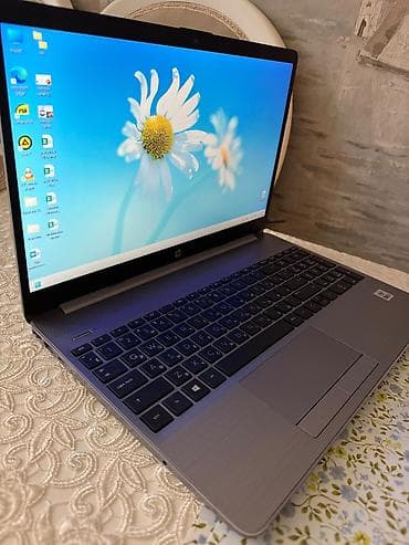 infinix zero 40: 💻 Intel Core i5-1035G1 🧠 32 GB RAM 💾 256 GB SSD 🖥️ Windows 11 ✅ — 1