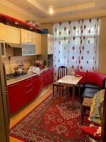 ağ şeher evler: Bakı, 2 otaqlı, Köhnə tikili, m. Xalqlar Dostluğu, 94 kv. m — 6