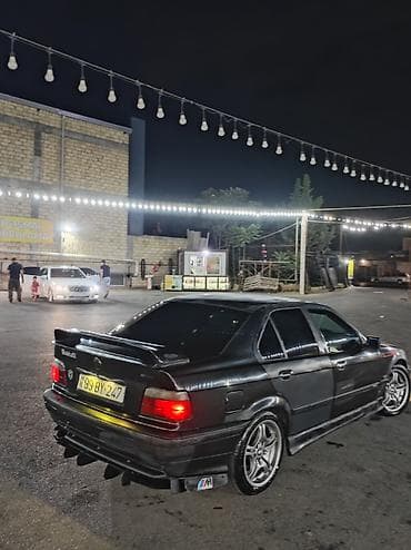 afdamabiler: BMW 3 series: 2 l | 1995 il Sedan — 3