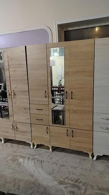 şifaner: Yeni, 3 qapılı, Güzgülü, Qəhvəyi, Digər material, Açılan, Düz dolab — 9