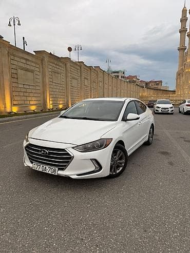 ford satisi: Hyundai Elantra: 0.2 l | 2018 il Sedan — 5