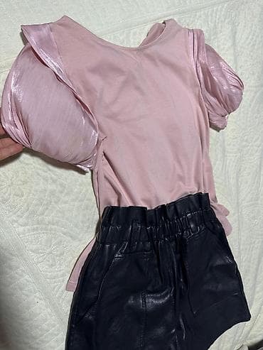 lasin şortik: Coxsu amerikadan alinib . Hamsi cox yaxwi veziyyetdedir. Her biri 1. 2 — 2