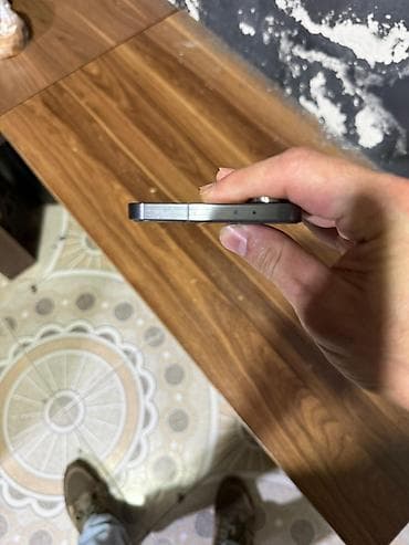 Samsung Galaxy A56 5G, 128 GB, rəng - Boz, Face ID — 4