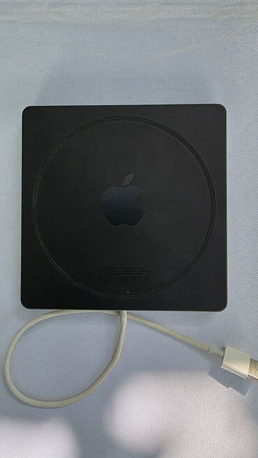 mac air: Apple SuperDrive satılır Texniki xüsusiyyətləri: * Model: Apple USB — 3