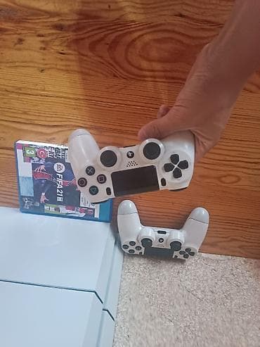 playsta: PlayStation 4 (ağ rəng) komplekt - Konsol: Sony PlayStation 4, ağ — 2