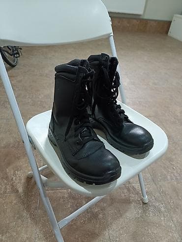 туристические мужские ботинки: Qara dəridən əsgər batinkası təzədir qutudadır təmiz dəridir baha — 6