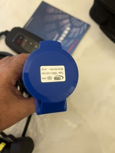 автомобильное зарядное устройство: Məhsul: Daşınan EV şarj cihazı (Type 2) Xüsusiyyətlər: - Type 2 — 4