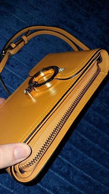 Личные вещи: Qadın çiyin çantası – xardal/sarı rəngdə, kompakt “phone bag” modeli — 2