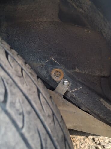 qadınlar ucun maşınlar: LADA Samara sedan – qara rəngdə, aerodinamik arxa spoylerli — 15