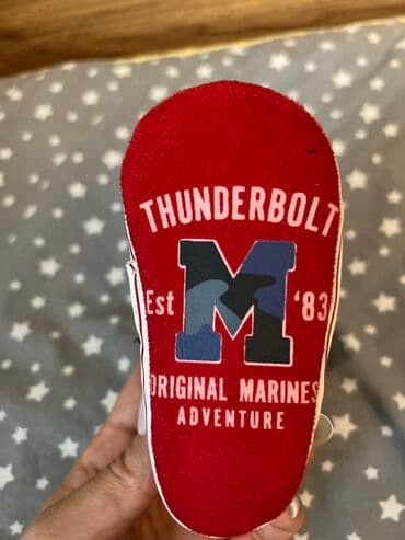 qebelend ters ev: 3 ayaqqabi 16, 18, 21 razmer hamisi birlikde 30 azn 1 ci olan — 6