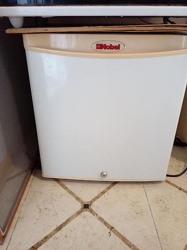 elektrik sobalar: Mini Soyuducu Satılır, rəng - Ağ — 1