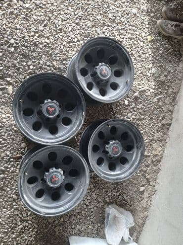 prado disk təkər: Mitsubishi üçün orijinal disk dəsti - 4 ədəd təkər diski - Mərkəzdə — 1